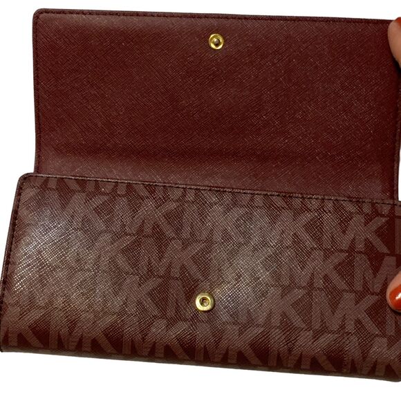Michael Kors Jet Set Travel Wallet Fulton Purple Merlot Gold Logo Snap Foldover - Picture 3 of 10